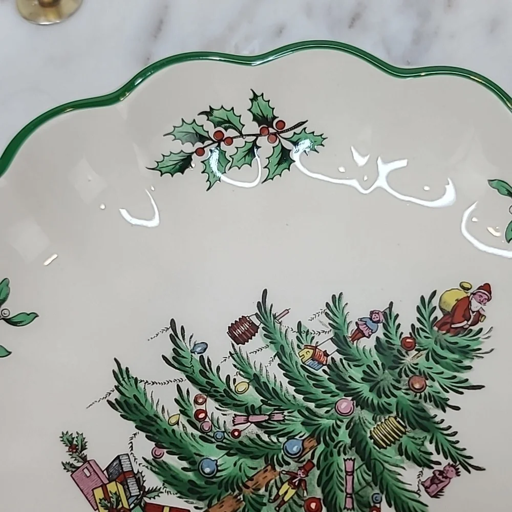 Spode Christmas Tree Vintage Collectible Small Round Scalloped/Fluted Platter